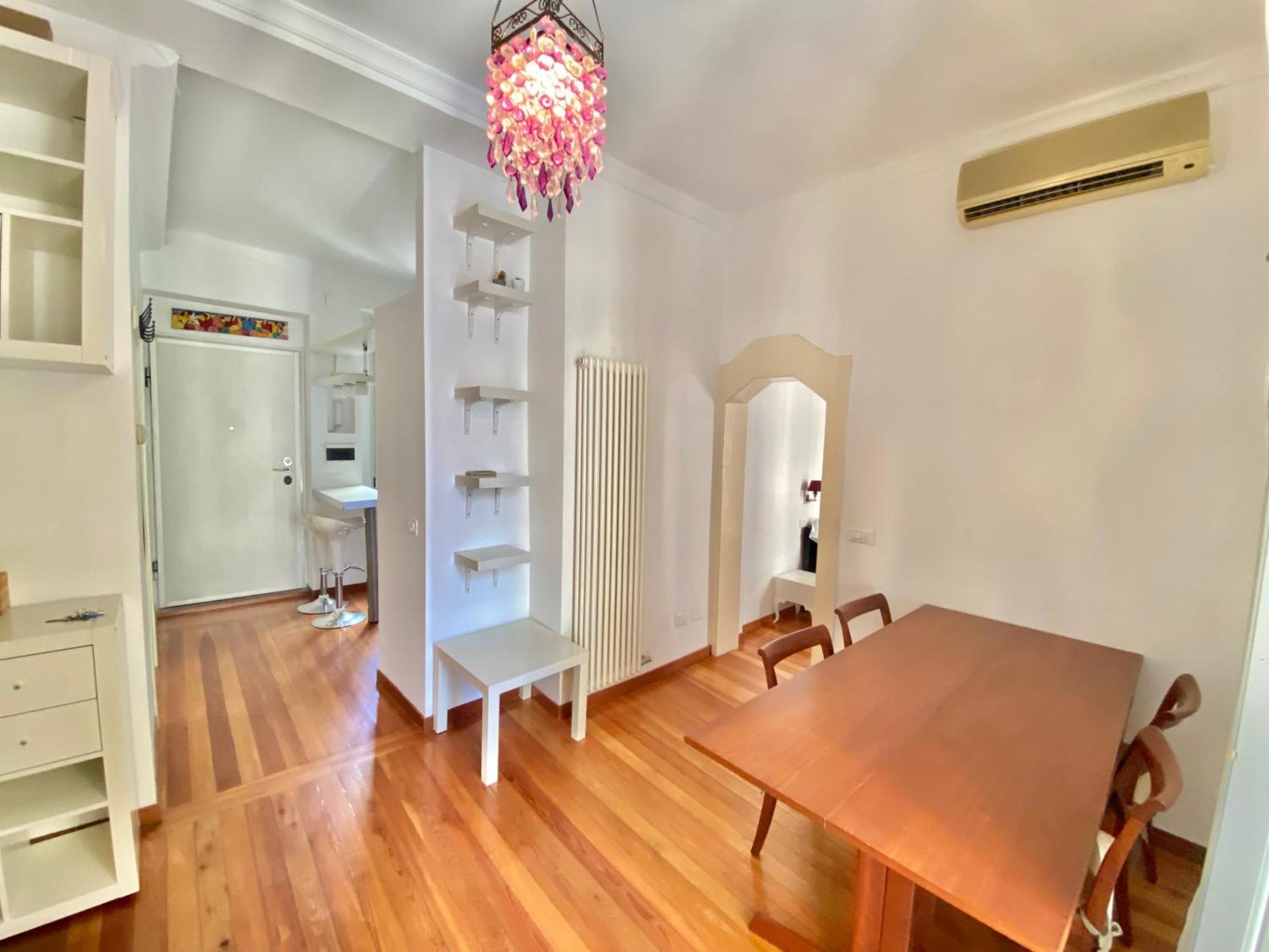 Apartment In Coorte Di Prestigio, Tra Centro, City Life E Metropolitana A Due Passi